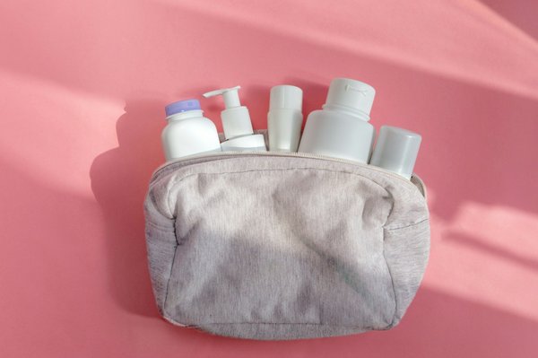 Découvrez la trousse de toilette parfaite pour chaque voyage